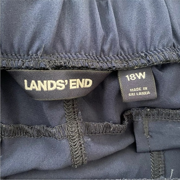 Lands End Navy Blue Pull‎ On Adjustable Length Cargo Pants Womens 18 (1413) - Picture 3 of 5